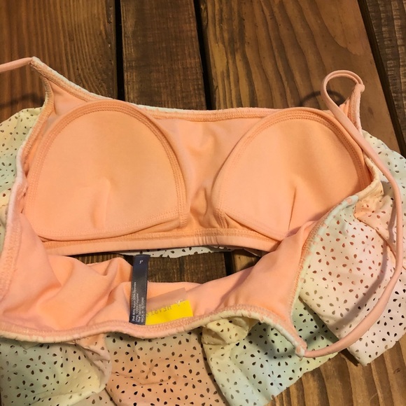 L.A. Hearts size small bikini top - Picture 5 of 5
